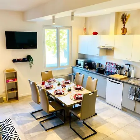 Le Tarasconnais Apartment